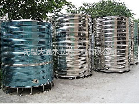 不銹鋼圓柱保溫水箱